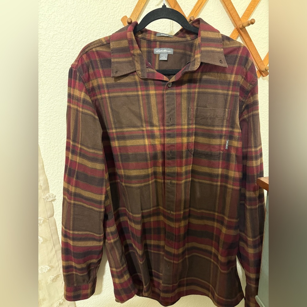 Eddie Bauer Men's Plaid Button Down Shirt - Brown and Red